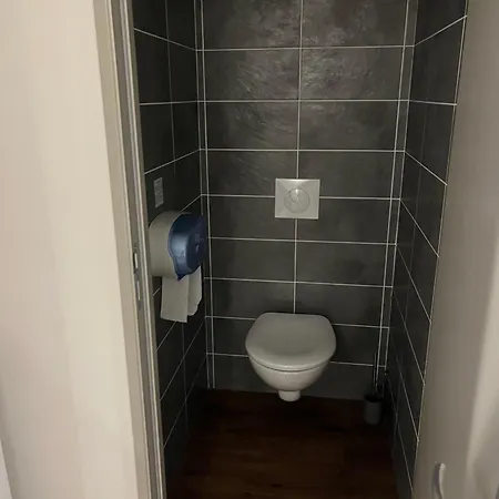 L'ancienne Gendarmerie Alojamento de Acomodação e Pequeno-almoço *