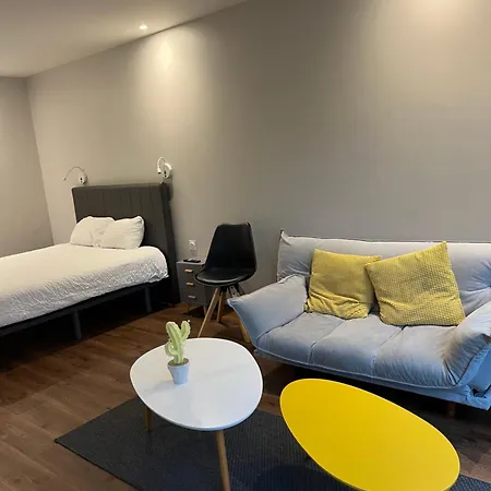 Bed & Breakfast L'ancienne Gendarmerie *