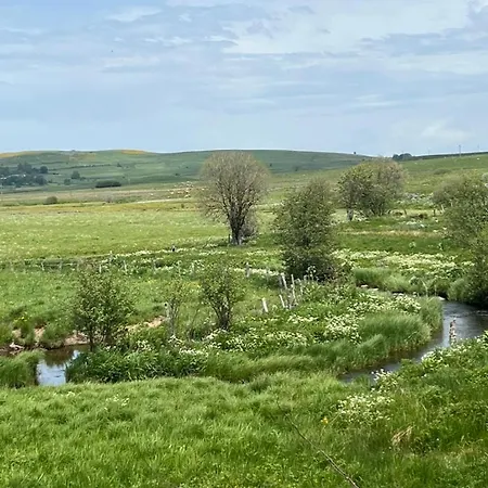 L'ancienne Gendarmerie * Saint-Chély-dʼAubrac