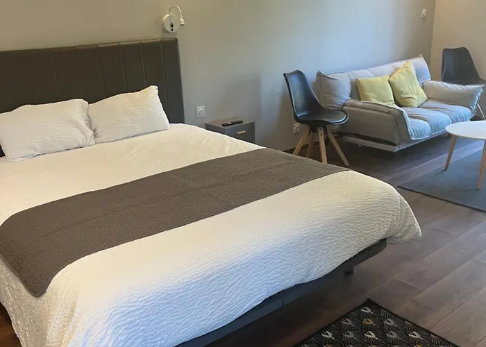 L'ancienne Gendarmerie Bed & Breakfast